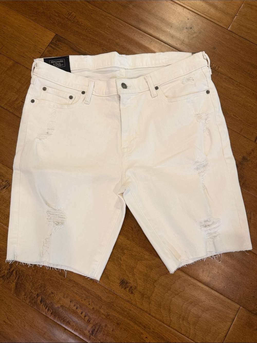Abercrombie & Fitch White Distressed Denim Raw Hem Shorts Size 36 Y2K
